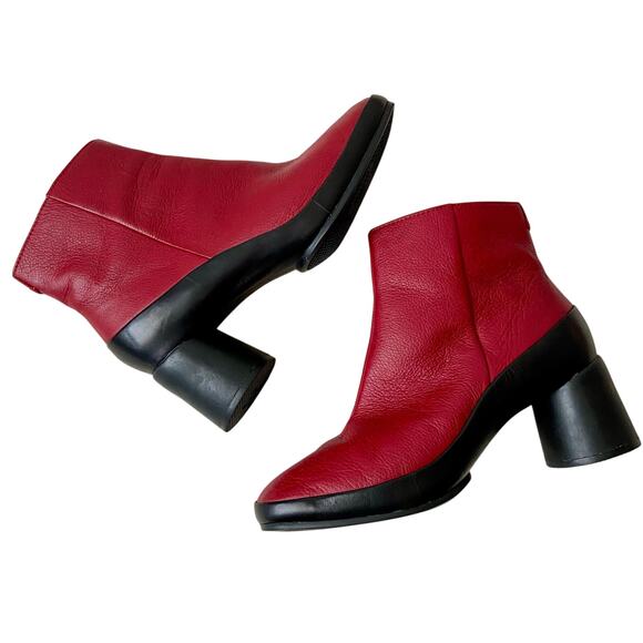 Camper Upright Red Ankle Boots - Picture 1 of 10